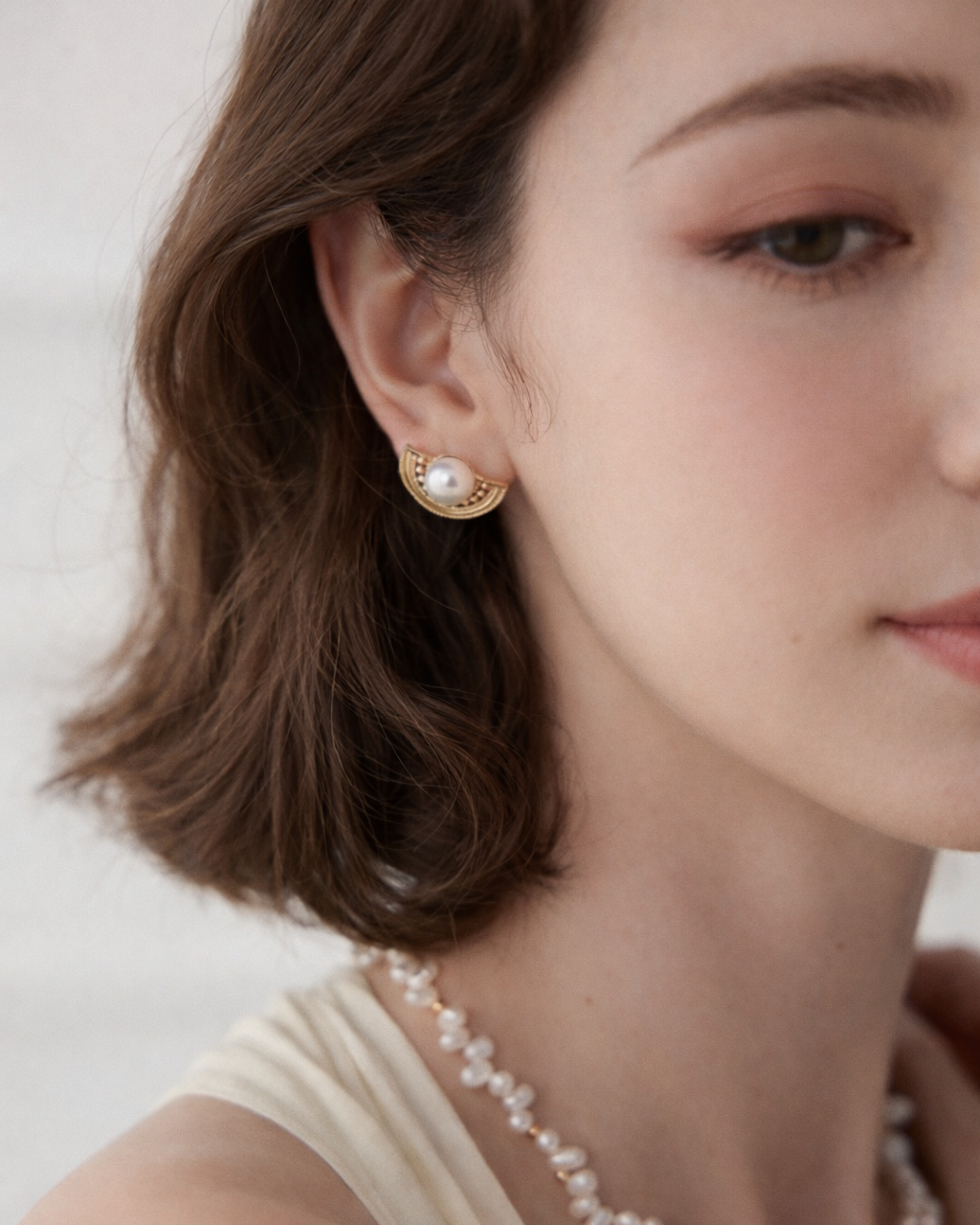 Aurelia Pearl Stud Earrings