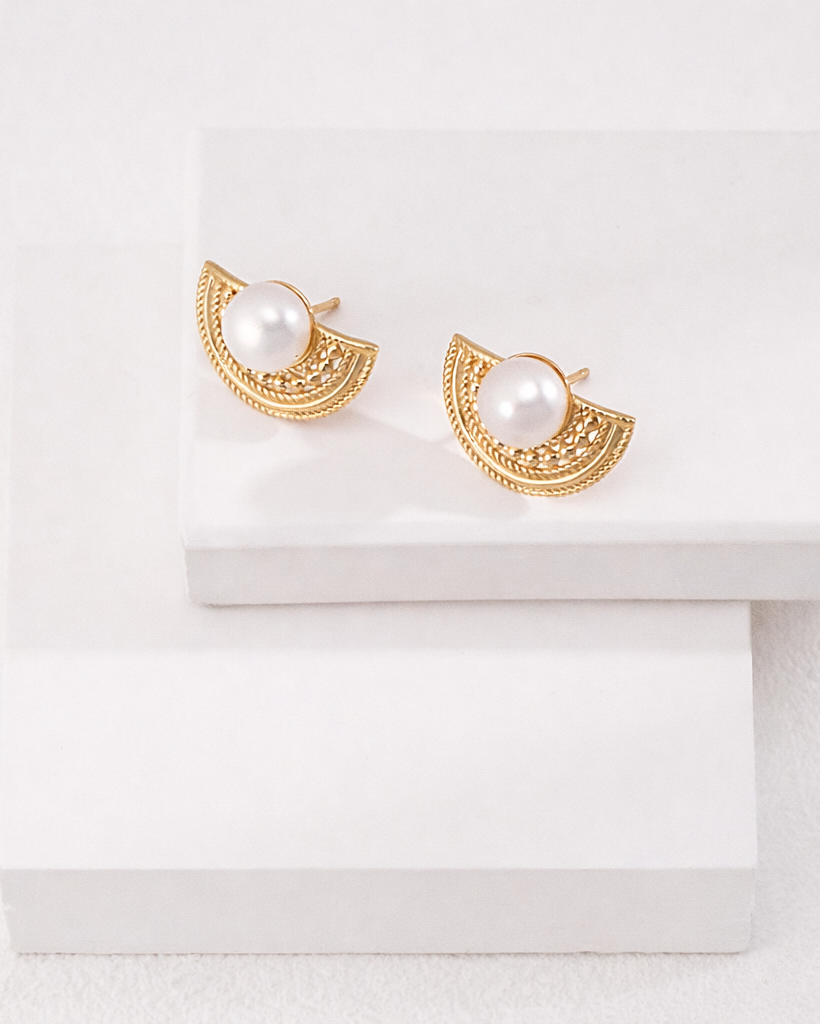 Aurelia Pearl Stud Earrings