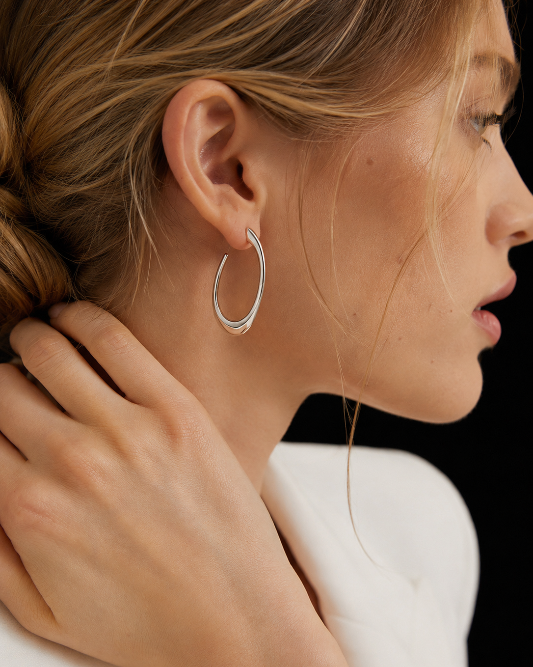 Aurelia Sculptural Hoop Earrings