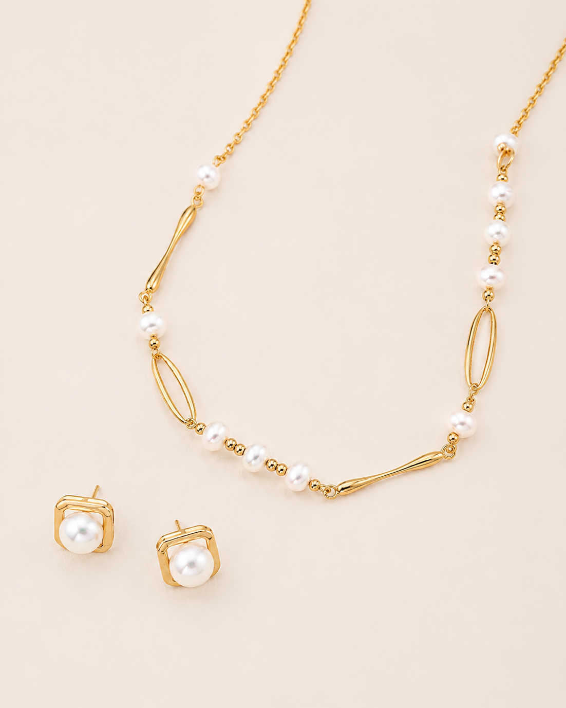 Aurora Pearl Link Necklace