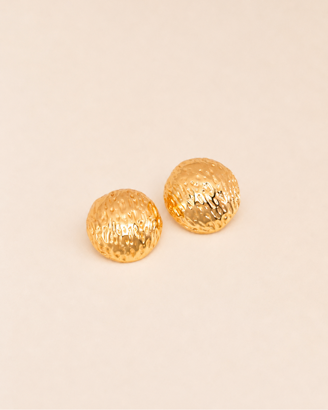 Solea Hammered Gold Stud Earrings
