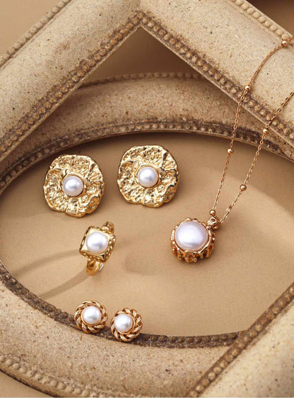 Vintage Textured Pearl Stud Earrings - Gold & Silver
