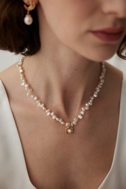 Camellia Pearl Necklace – 18K Gold 925 Silver with Natural Pearls
