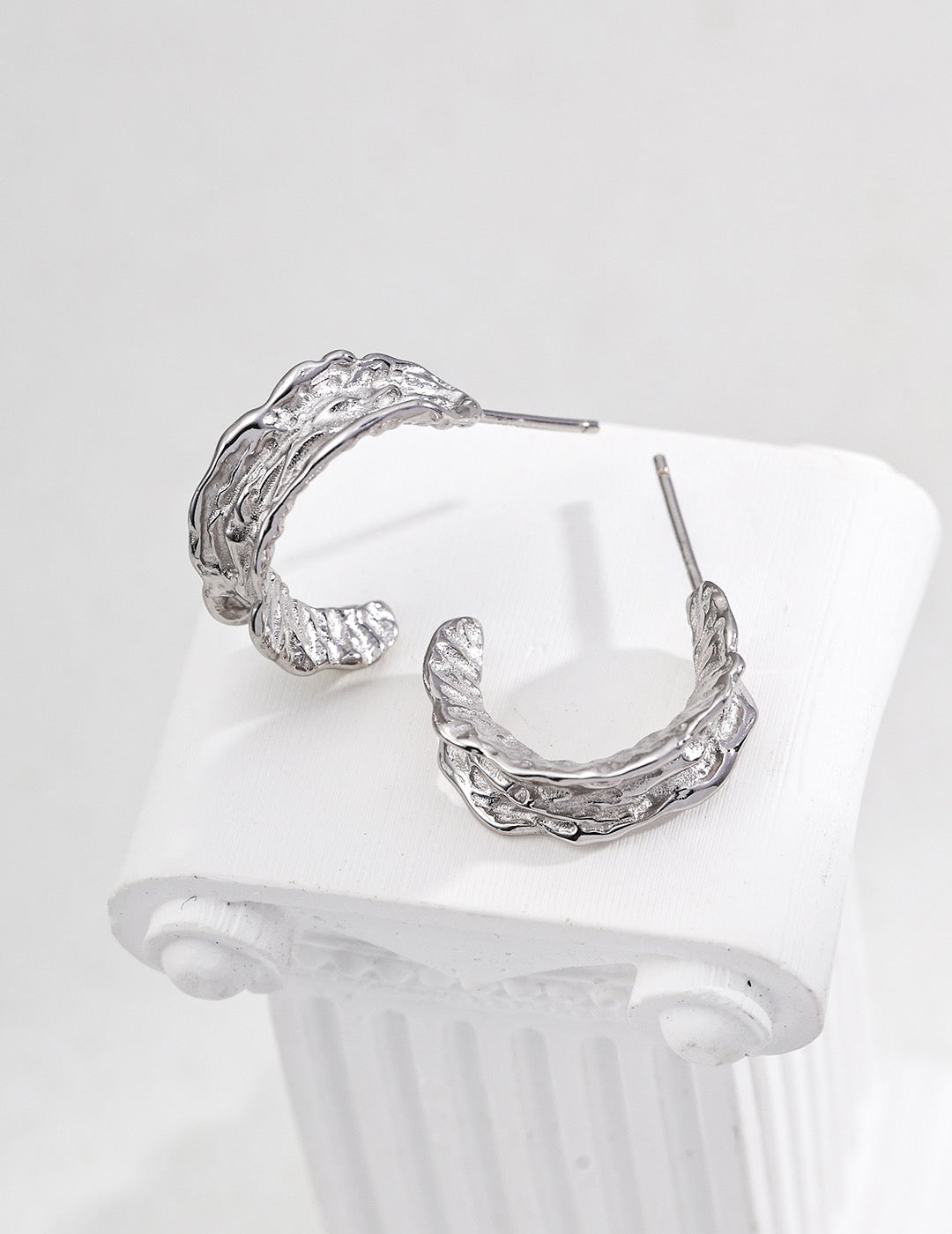 Textured Sculptural Hoop Earrings — 18K Gold / White Gold, 925 Sterling Silver