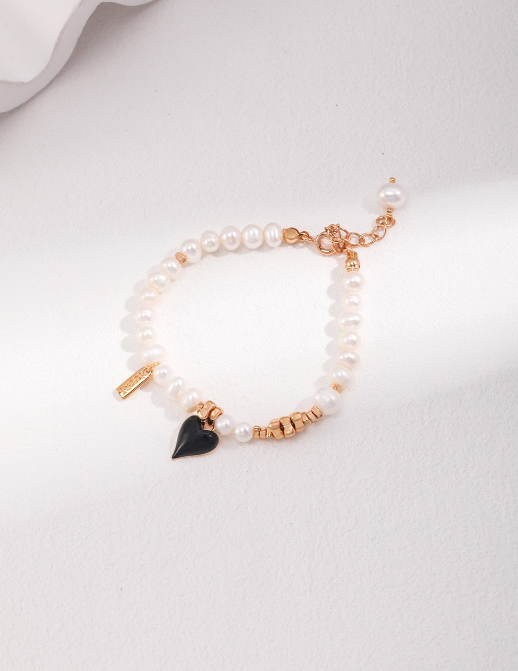 Black Enamel Heart & Natural Pearl Jewelry Set — Necklace & Bracelet, 18K Gold, 925 Sterling Silver