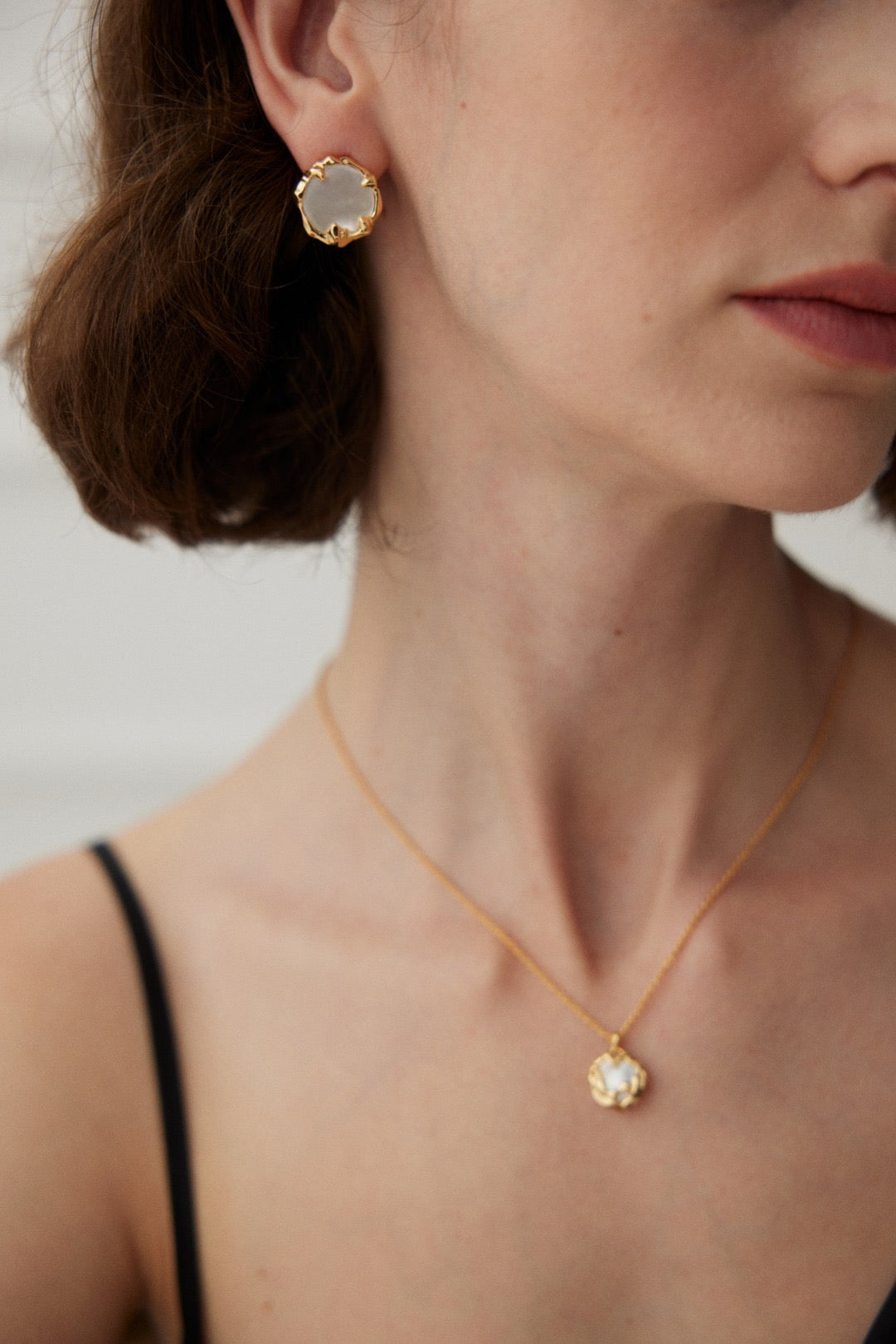 Pure Silver Minimalist Mother of Pearl Earrings