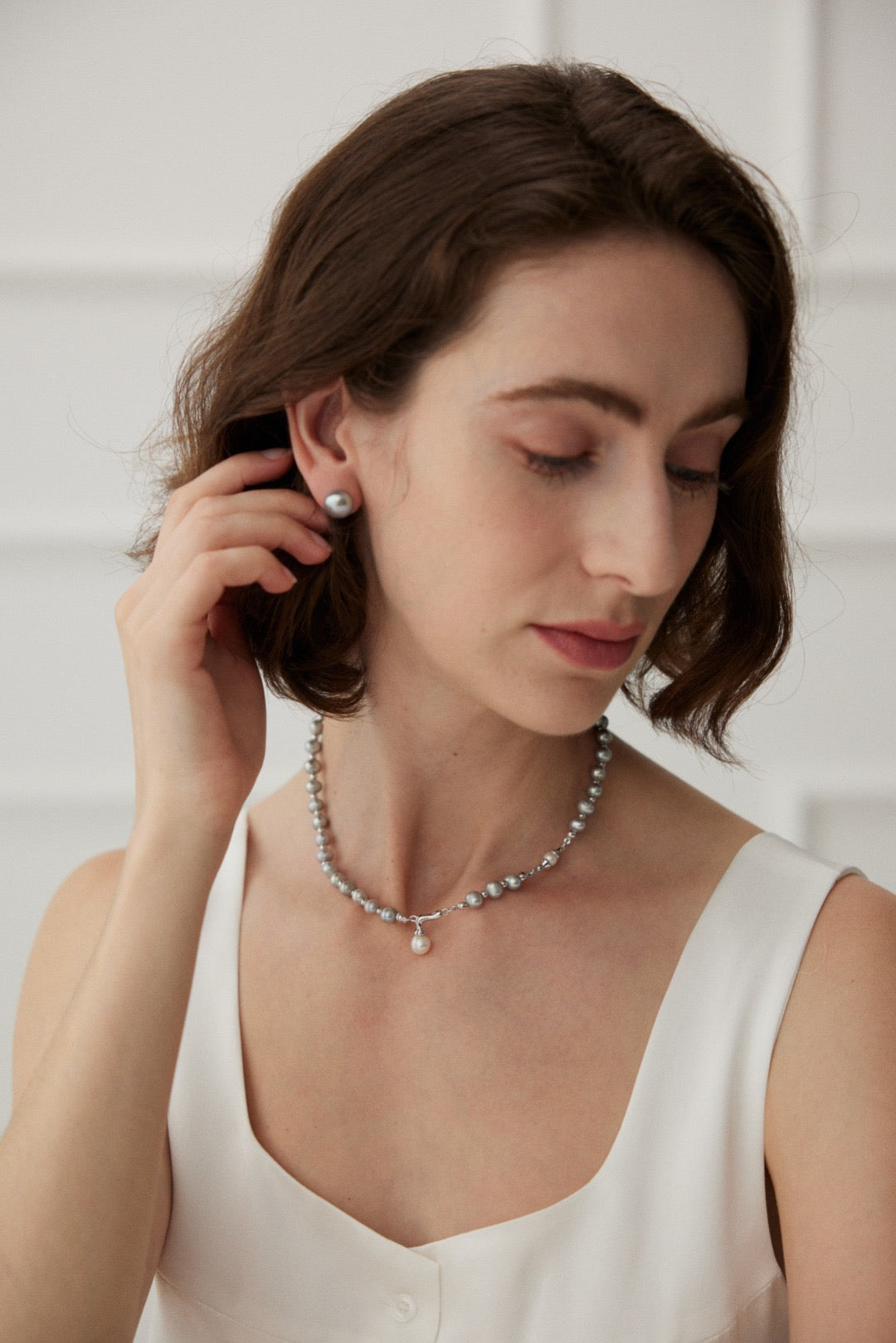 Grey pearl Necklace