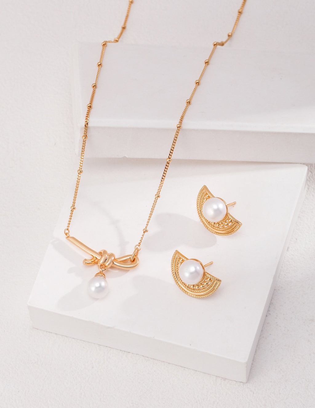 18K Gold Plated 925 Silver Natural Pearl Knot Necklace