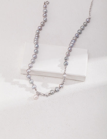 Grey pearl Necklace