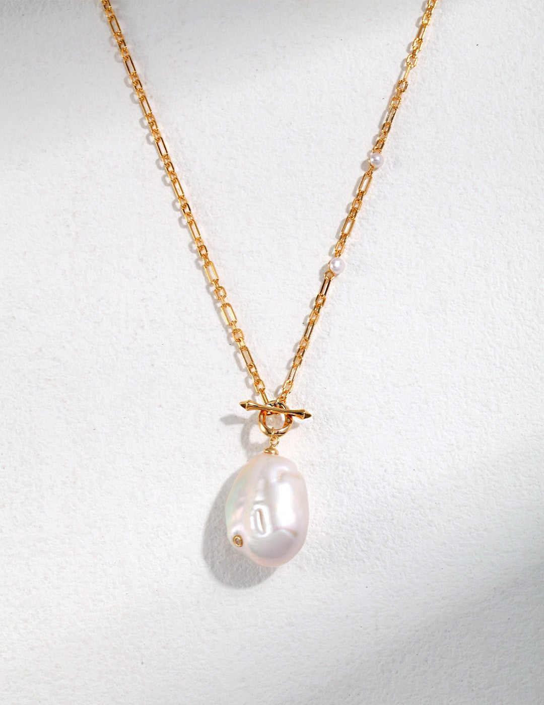 Baroque Pearl Long Necklace