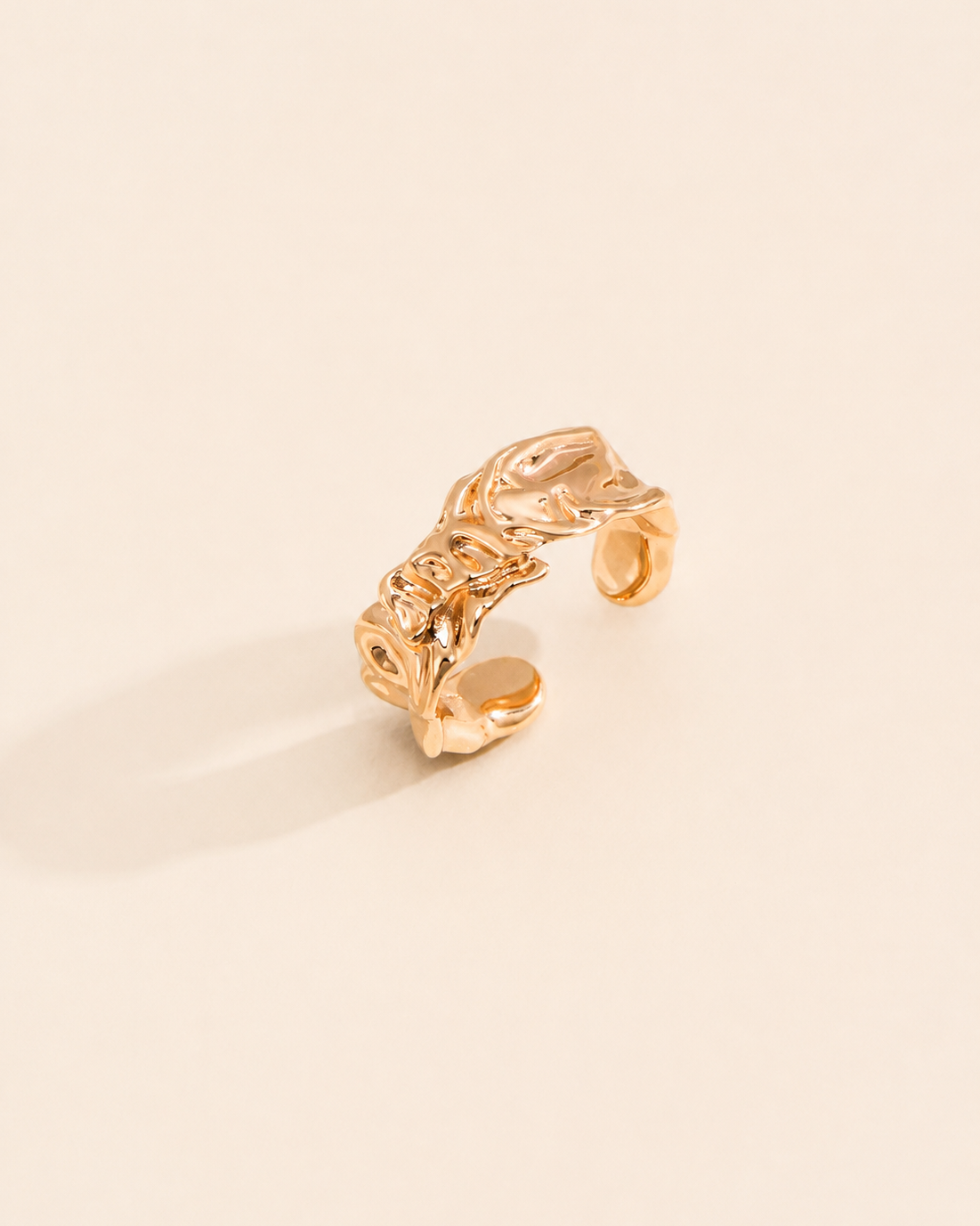 KissLotti Ripple Ring in thick 18K gold plated 925 sterling silver with an organic textured design.