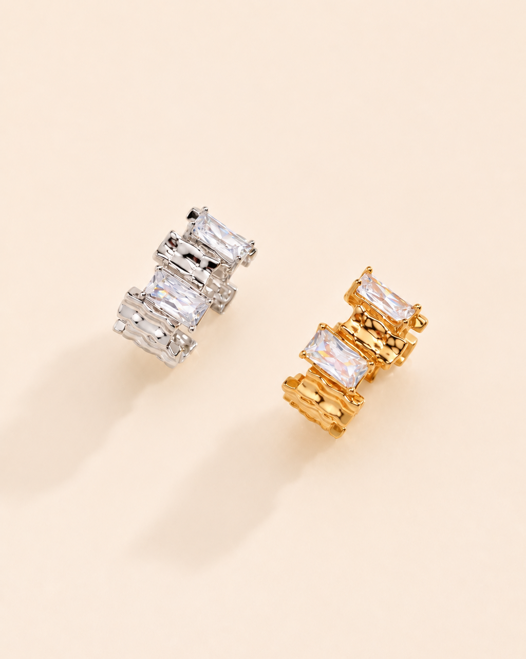 Lumière Duo adjustable ring available in thick 18K gold plating and thick 18K white gold plating.