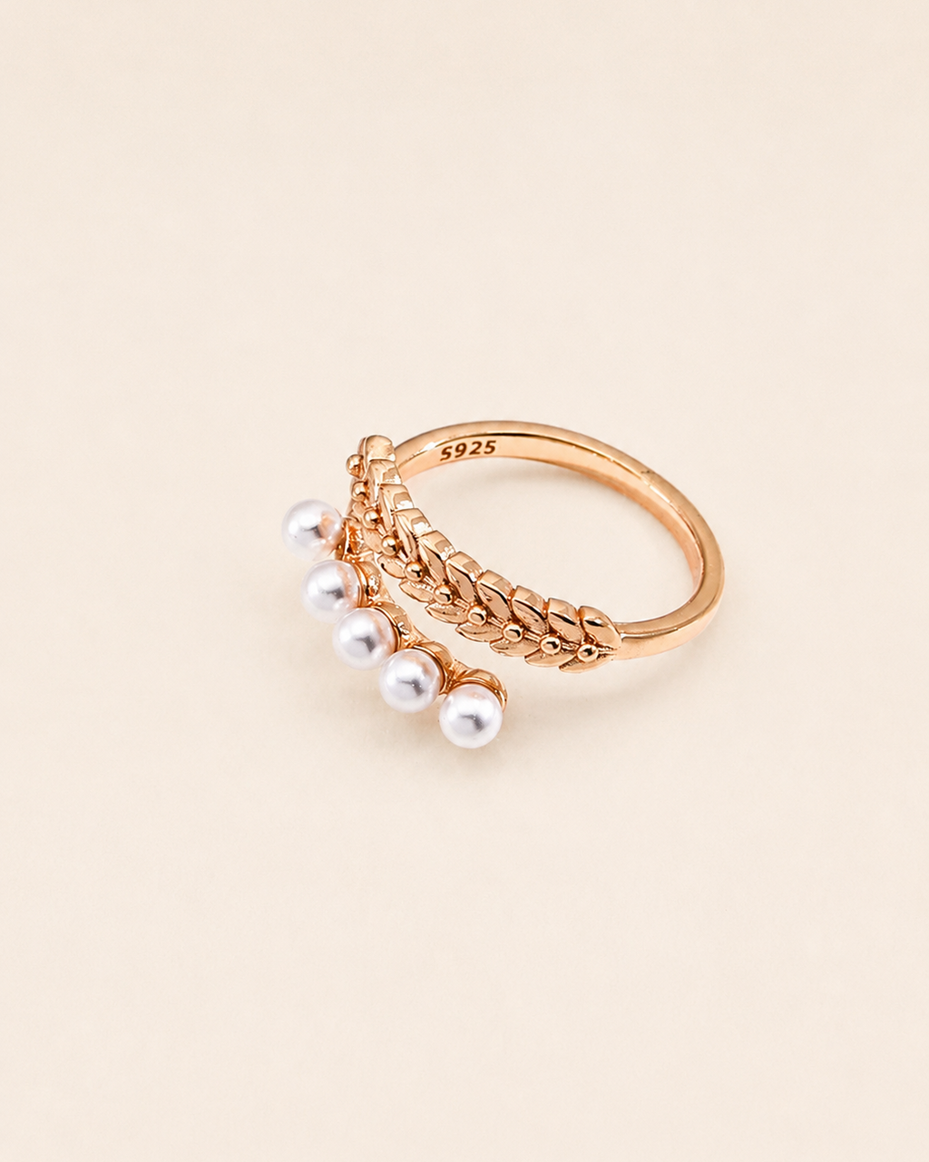 Pearl Laurel Open Ring in thick 18K gold plated S925 sterling silver with simulated pearls.
