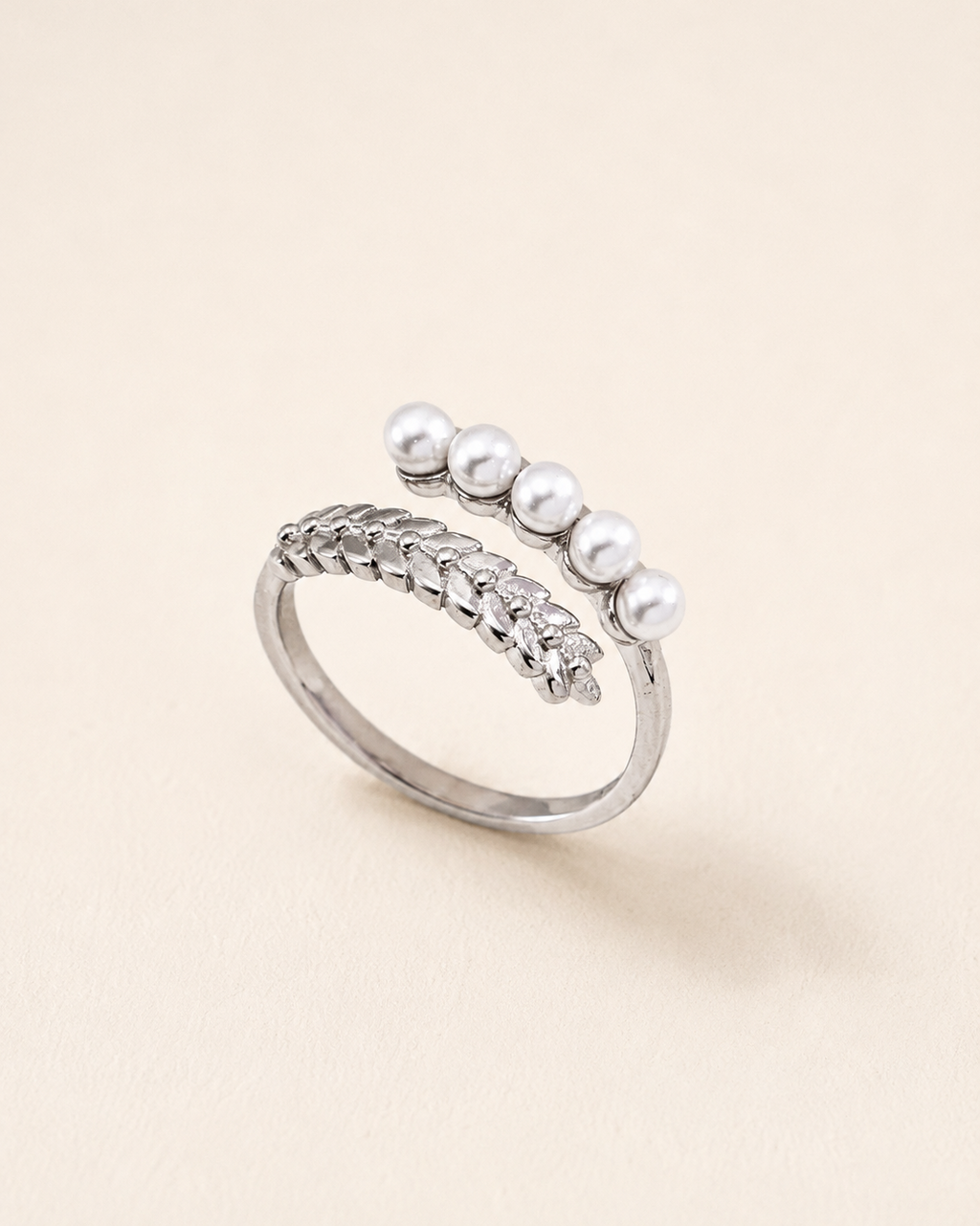 Pearl Laurel Open Ring in thick white gold plated S925 sterling silver with simulated pearls.